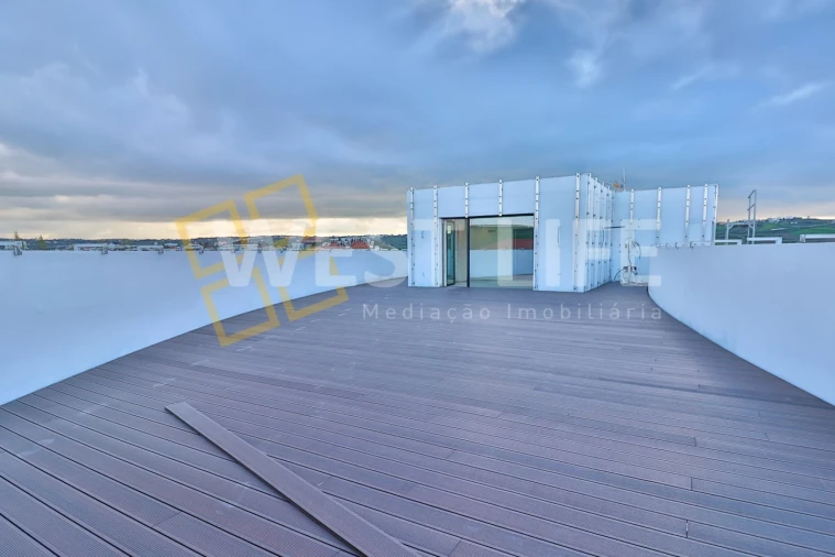 Apartamento T4 para Venda em Lourinhã e Atalaia Foto 6