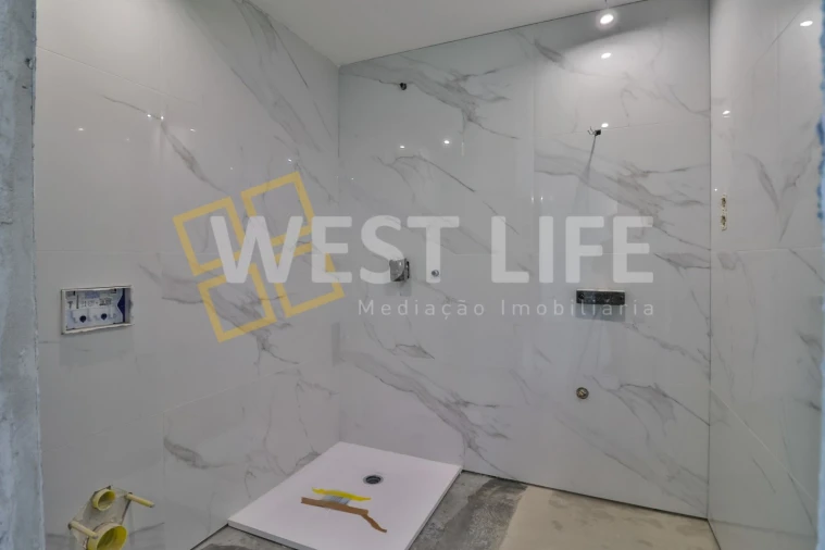 Apartamento T4 para Venda em Lourinhã e Atalaia Foto 17