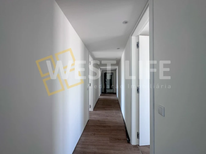 Apartamento T4 para Venda em Lourinhã e Atalaia Foto 12
