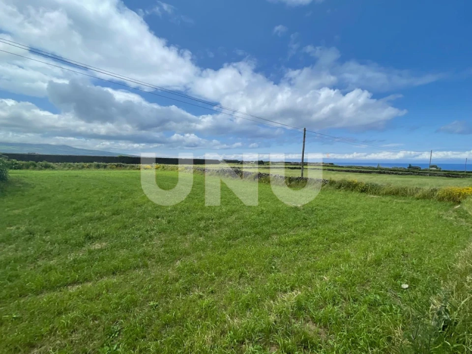 Terreno Agricola ou Rústico para Venda em Calhetas Foto 2