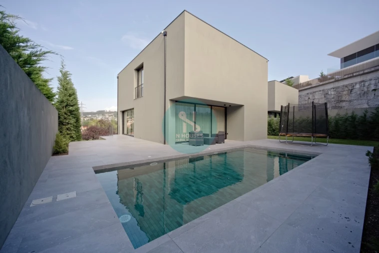 Moradia T3 para Venda em Este (São Pedro e São Mamede)