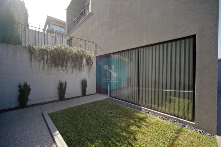 Moradia T3 para Venda em Este (São Pedro e São Mamede) Foto 3