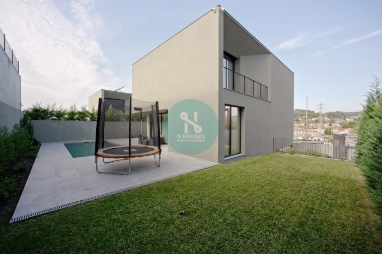 Moradia T3 para Venda em Este (São Pedro e São Mamede) Foto 44