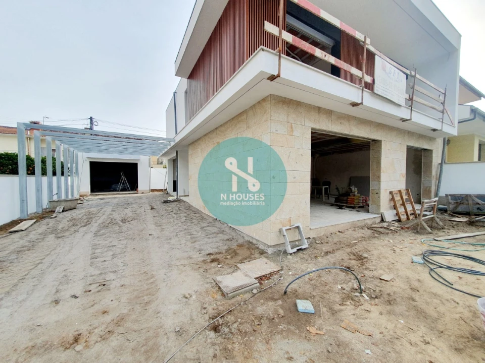 Quinta T4 para Venda em Palmeira Foto 3