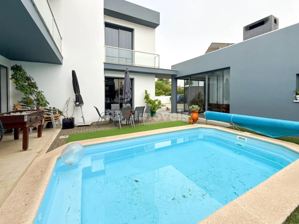 Moradia T5 para Venda em Vila Nova da Barquinha Foto 39