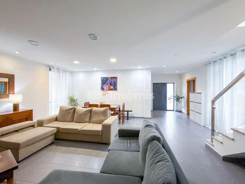 Moradia T5 para Venda em Vila Nova da Barquinha Foto 18