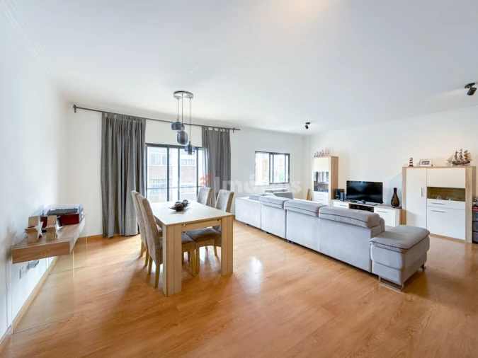 Apartamento T3 para Venda em Nossa Sra de Fatima Foto 3