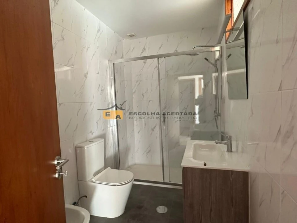 Apartamento T2 para Arrendamento em Custóias, Leça do Balio e Guifões Foto 7