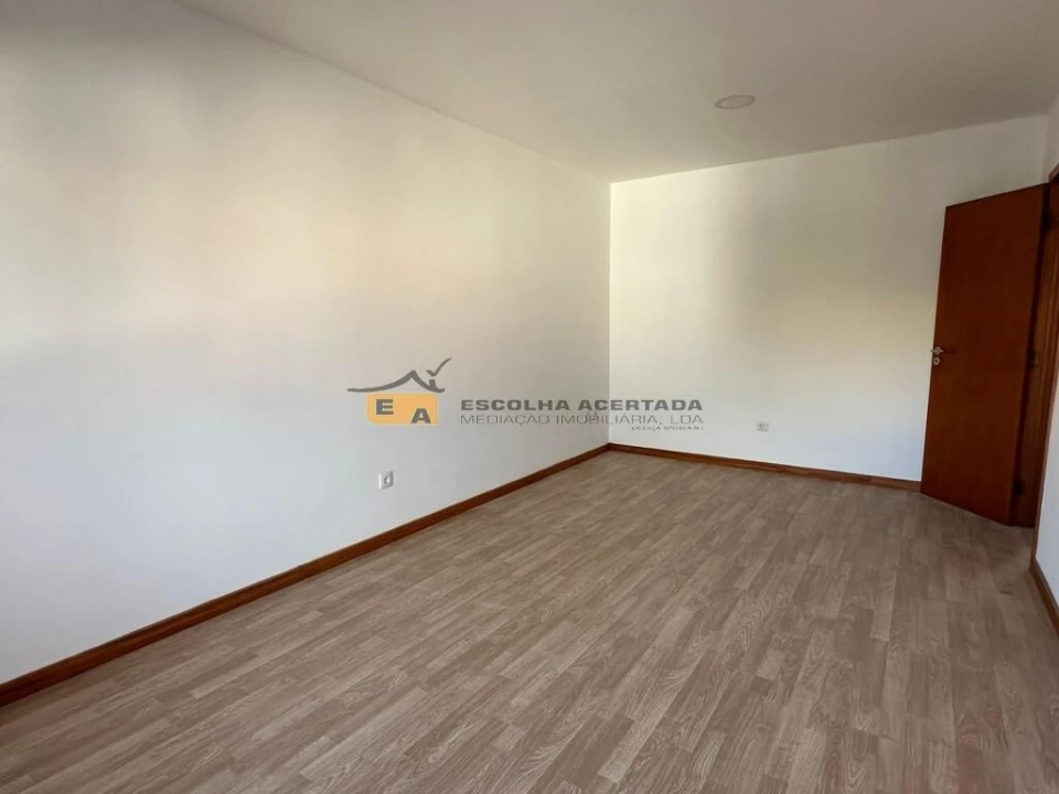 Apartamento T2 para Arrendamento em Custóias, Leça do Balio e Guifões Foto 4