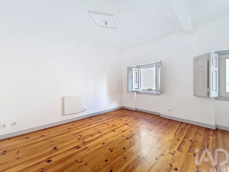 Apartamento T2 para Arrendamento em Ericeira Foto 9