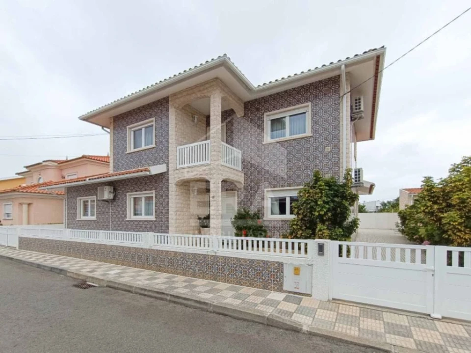 Moradia T5 para Venda em Gafanha da Nazaré Foto 17