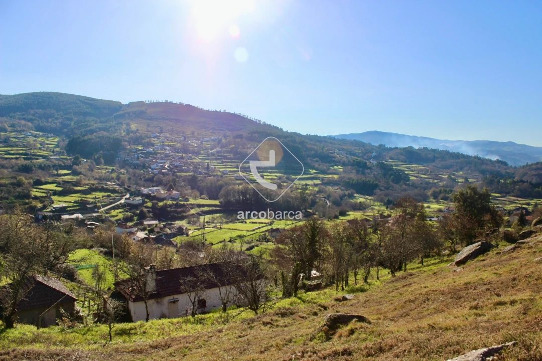 Moradia T2 para Venda em Insalde e Porreiras Foto 38