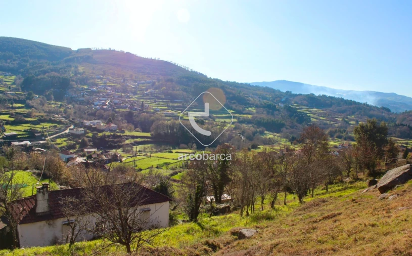 Moradia T2 para Venda em Insalde e Porreiras Foto 42