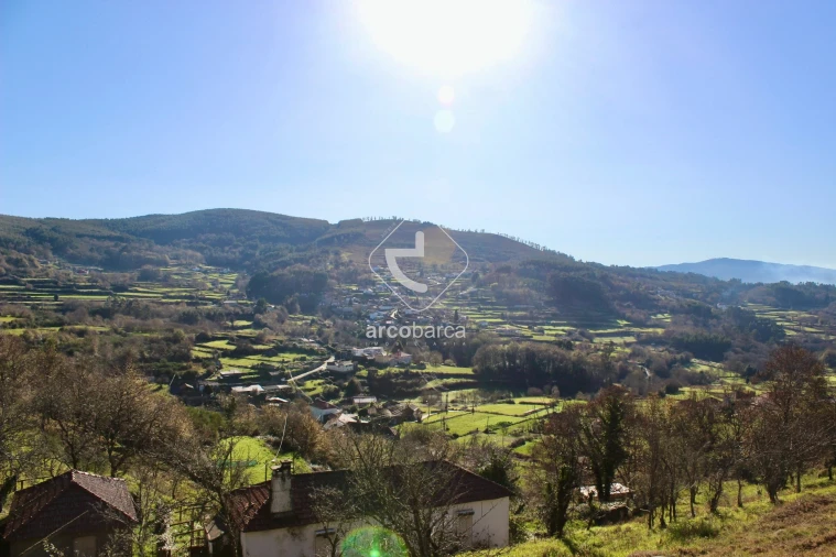 Moradia T2 para Venda em Insalde e Porreiras Foto 43