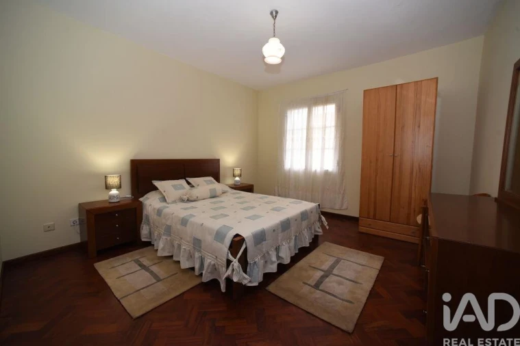 Moradia T2 para Arrendamento em Santana Foto 7