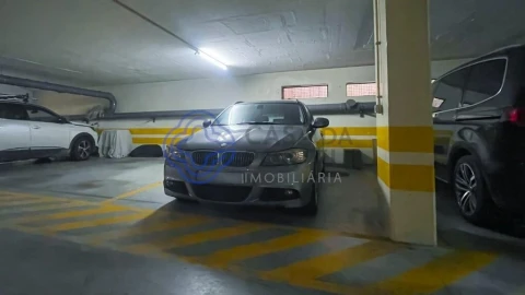 Apartamento T2 para Venda em Aldoar, Foz do Douro e Nevogilde