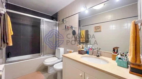 Apartamento T2 para Venda em Aldoar, Foz do Douro e Nevogilde