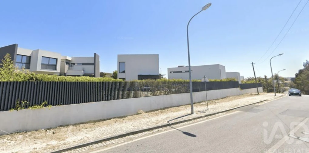 Terreno para Venda em Rio de Mouro Foto 4