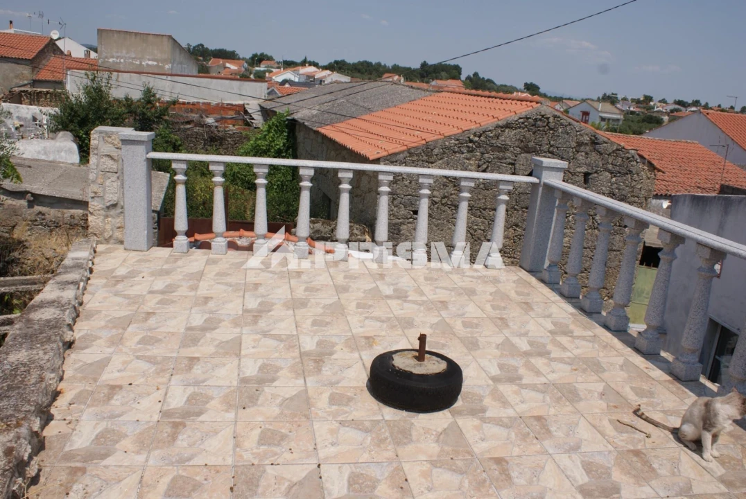 Moradia T2 para Venda em Orca Foto 6