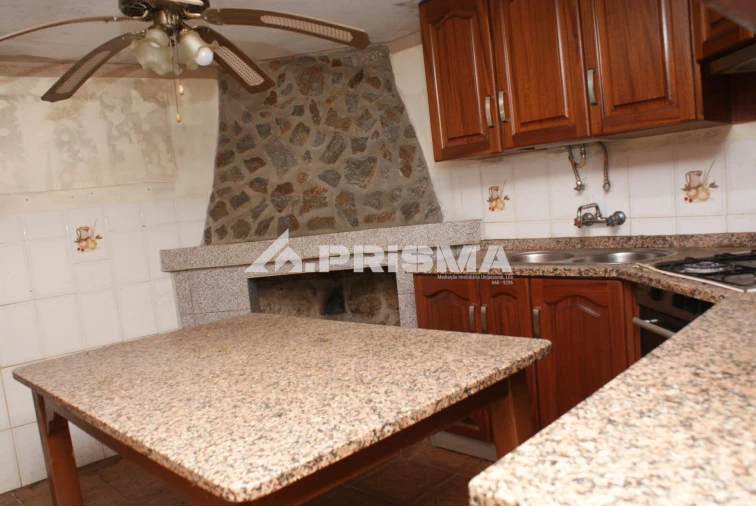 Moradia T2 para Venda em Orca Foto 31