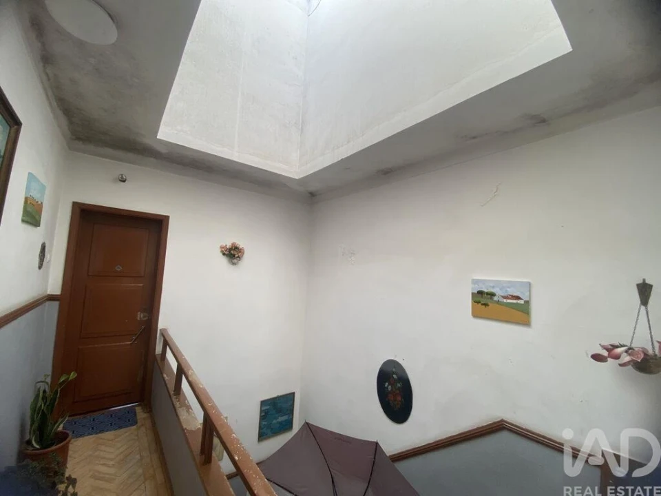 Prédio para Venda em Almada, Cova da Piedade, Pragal e Cacilhas Foto 10