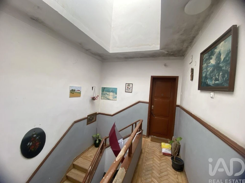 Prédio para Venda em Almada, Cova da Piedade, Pragal e Cacilhas Foto 11