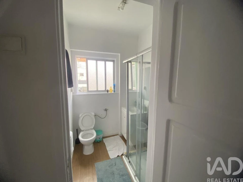 Prédio para Venda em Almada, Cova da Piedade, Pragal e Cacilhas Foto 22