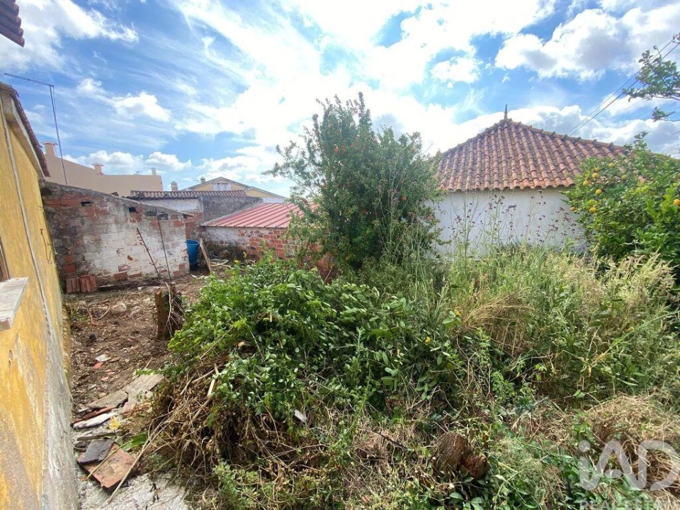 Moradia T3 para Venda em Campelos e Outeiro da Cabeça Foto 5