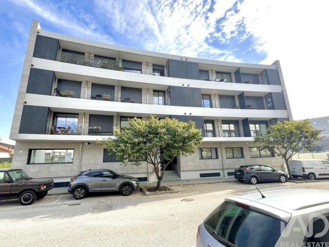 Apartamento T1 para Venda em Madalena Foto 13