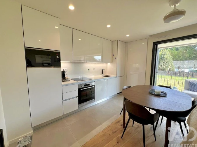 Apartamento T1 para Venda em Madalena Foto 6