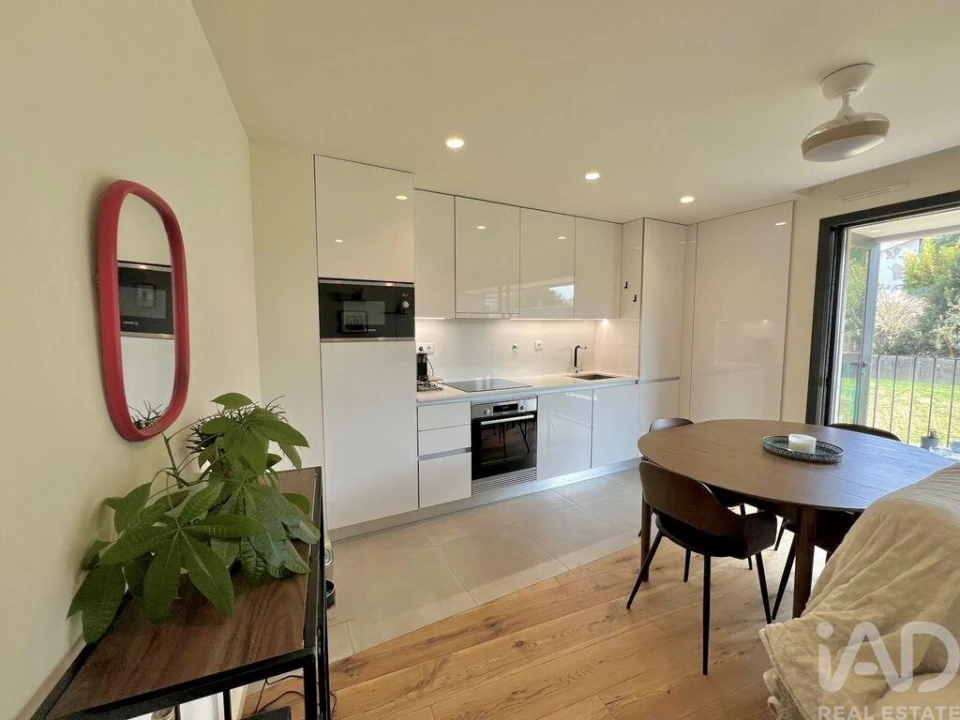 Apartamento T1 para Venda em Madalena Foto 2