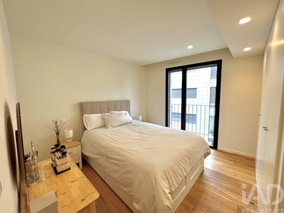 Apartamento T1 para Venda em Madalena Foto 3