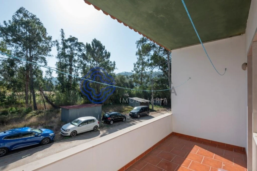 Moradia T2 para Venda em Valado dos Frades Foto 25