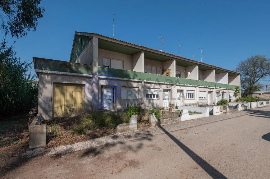 Moradia T2 para Venda em Valado dos Frades Foto 7