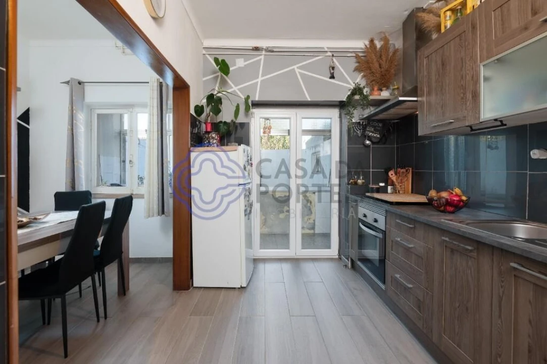 Moradia T2 para Venda em Valado dos Frades Foto 18