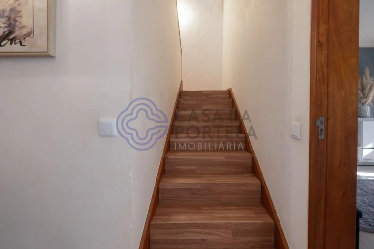 Moradia T2 para Venda em Valado dos Frades Foto 21