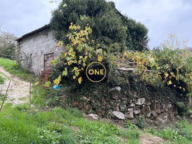 Terreno para Venda em Campelo e Ovil Foto 2
