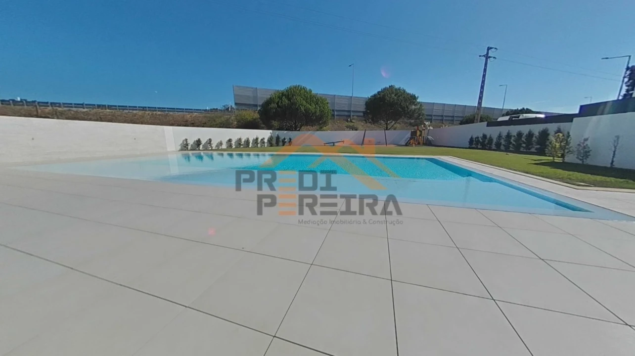 Apartamento T3 para Venda em Ramada e Caneças Foto 11