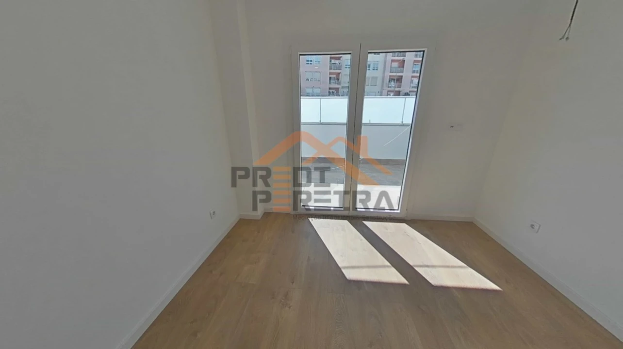 Apartamento T3 para Venda em Ramada e Caneças Foto 27