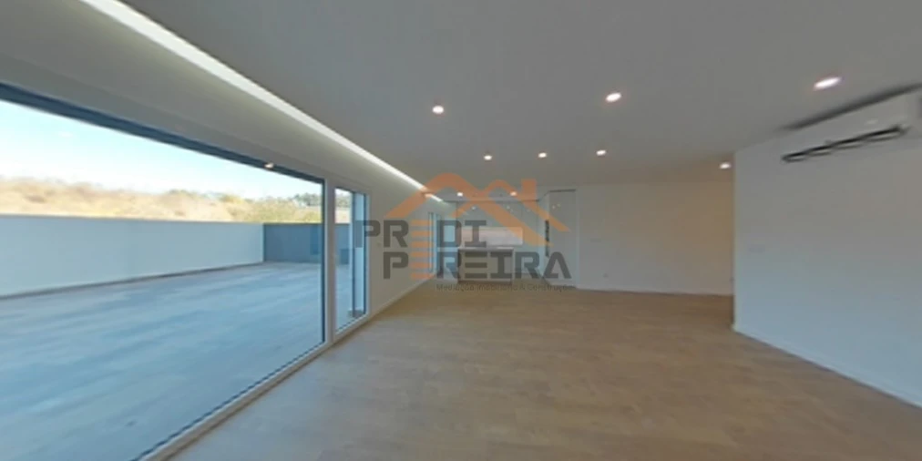 Apartamento T3 para Venda em Ramada e Caneças Foto 6