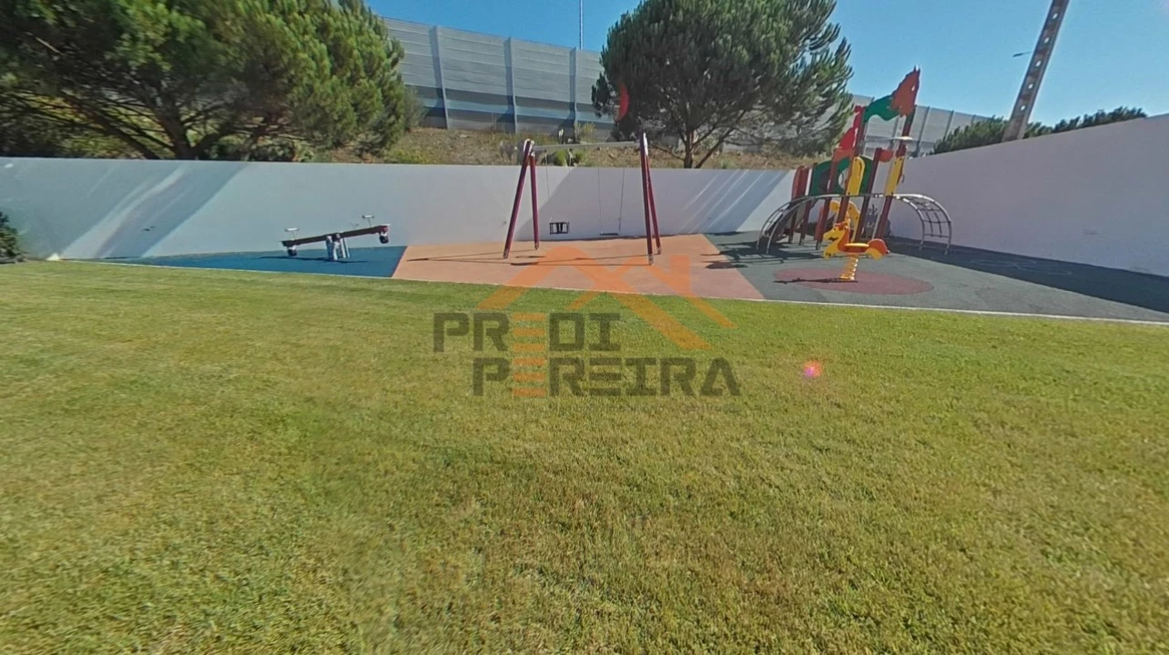 Apartamento T3 para Venda em Ramada e Caneças Foto 34