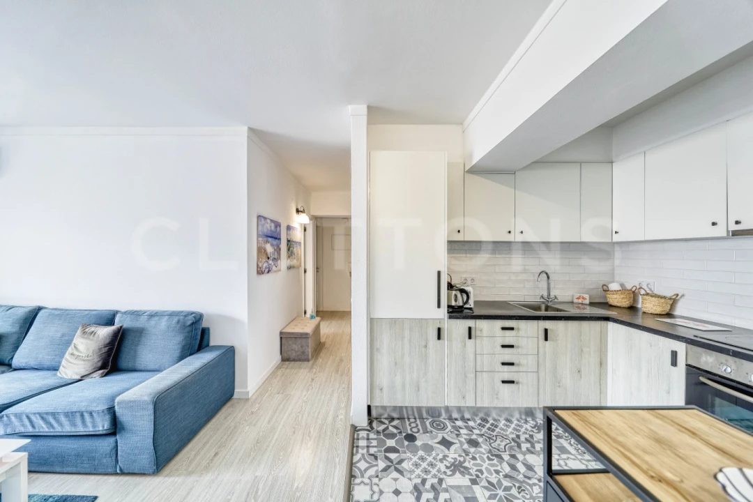 Apartamento T2 para Venda em Quarteira Foto 8