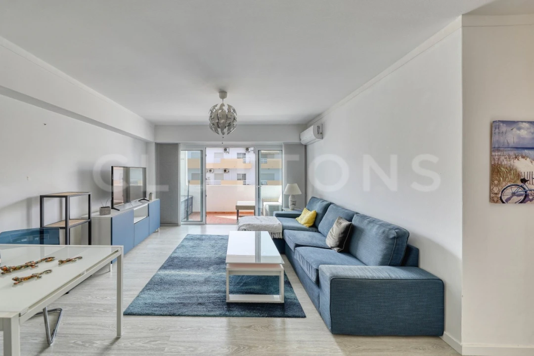 Apartamento T2 para Venda em Quarteira Foto 9