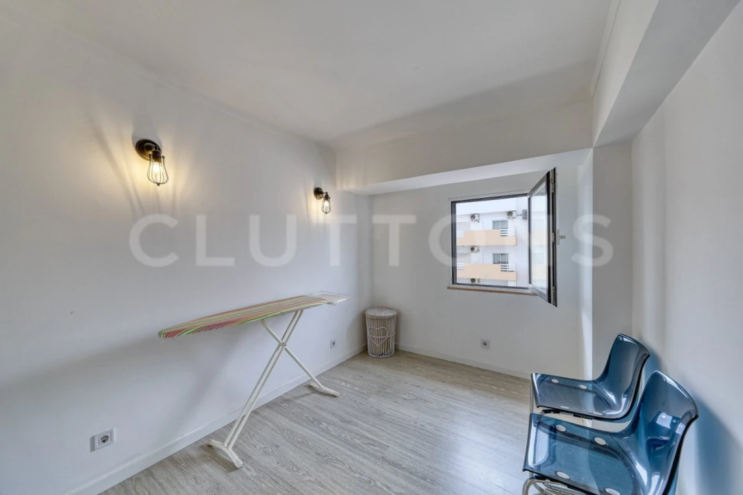 Apartamento T2 para Venda em Quarteira Foto 14