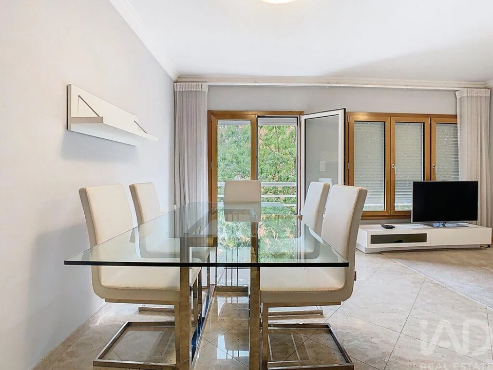 Apartamento T2 para Arrendamento em Odivelas Foto 5