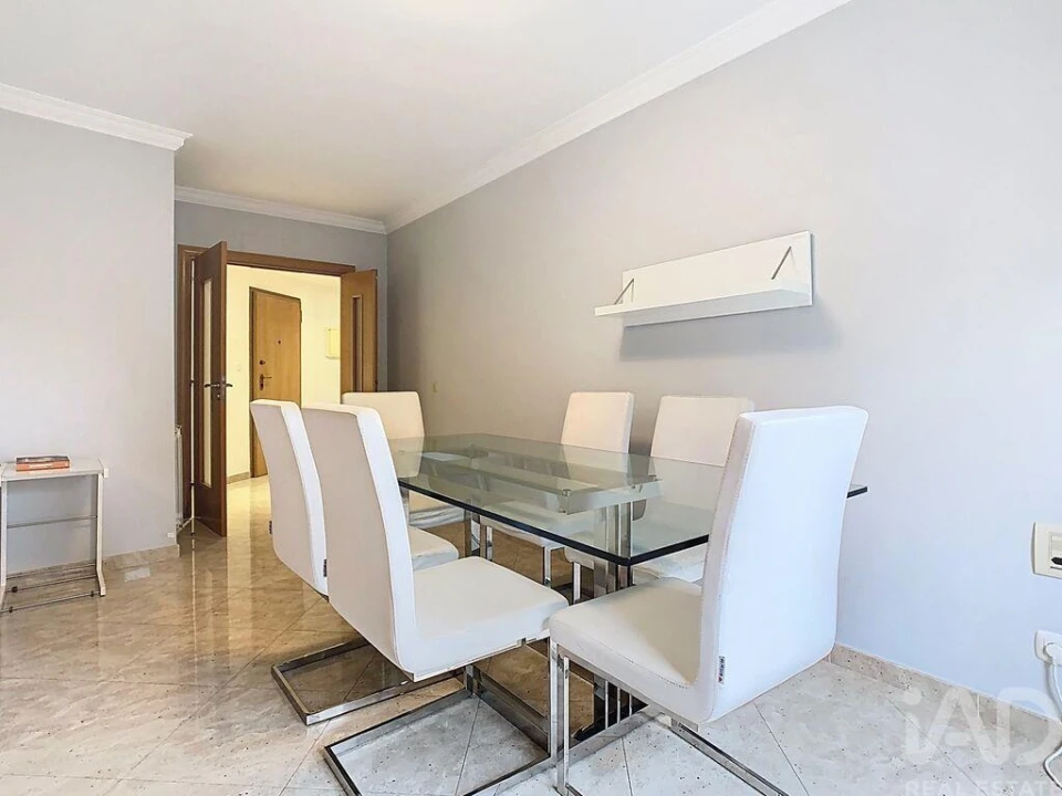 Apartamento T2 para Arrendamento em Odivelas Foto 7