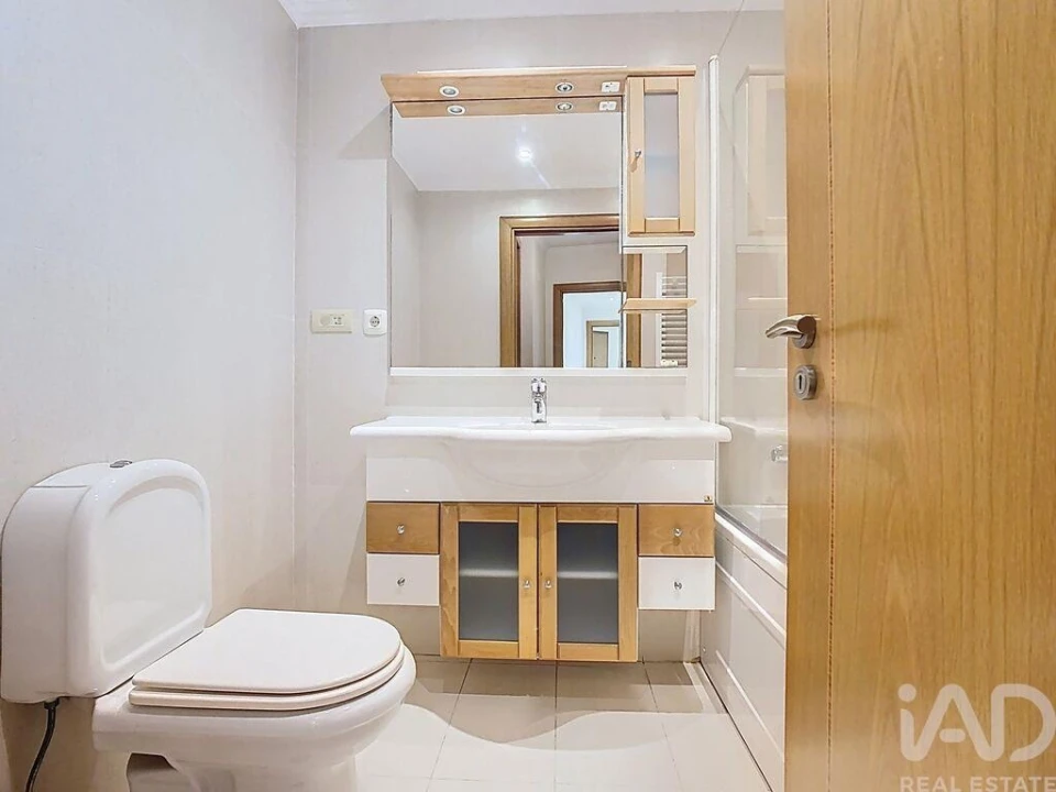 Apartamento T2 para Arrendamento em Odivelas Foto 17