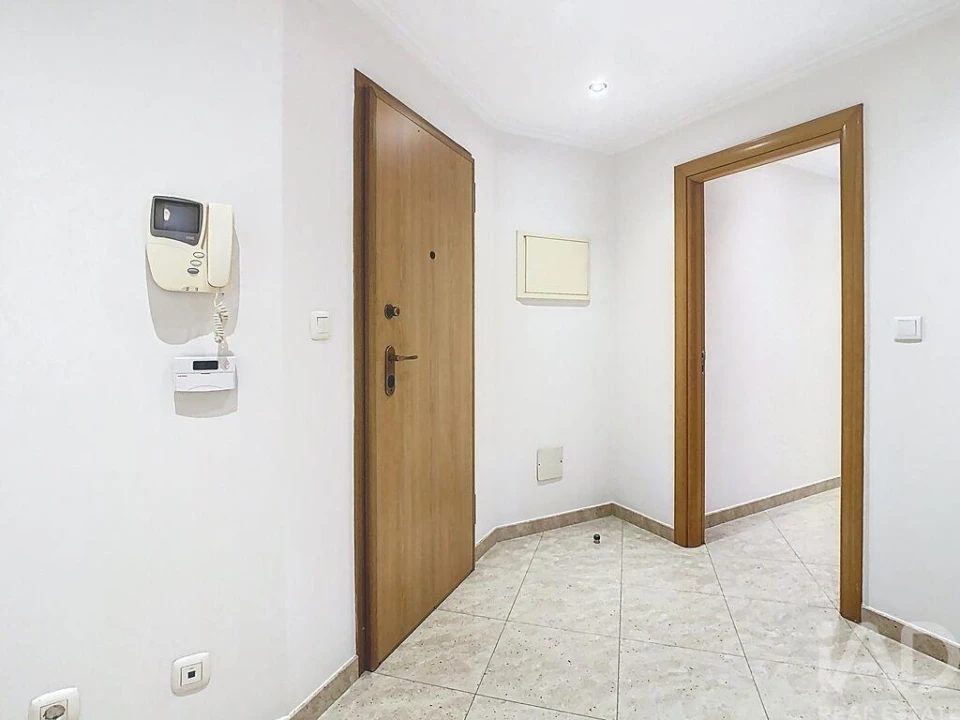 Apartamento T2 para Arrendamento em Odivelas Foto 12