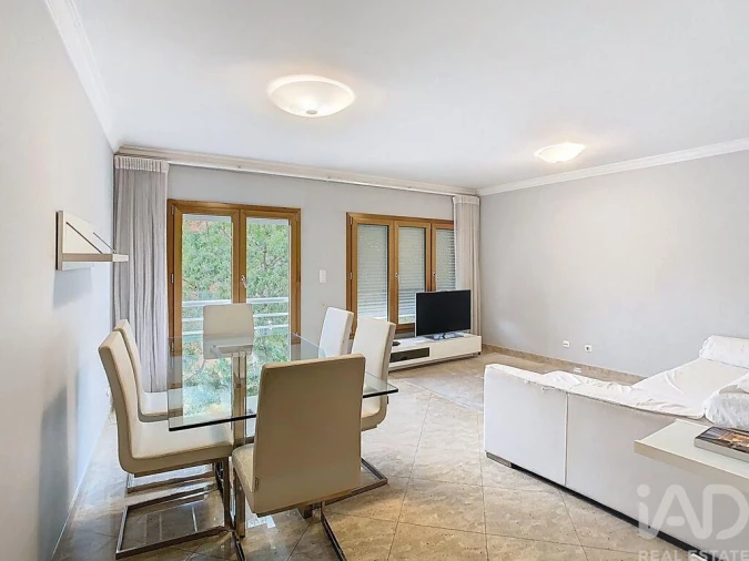 Apartamento T2 para Arrendamento em Odivelas Foto 6