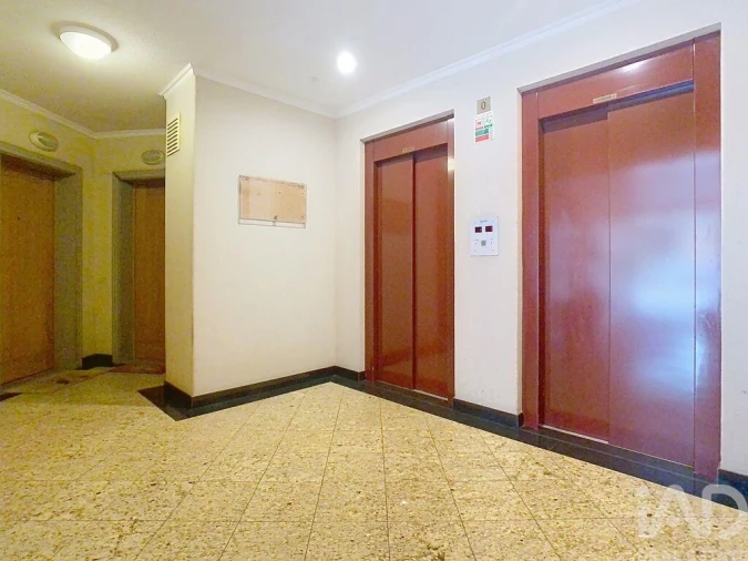 Apartamento T2 para Arrendamento em Odivelas Foto 24